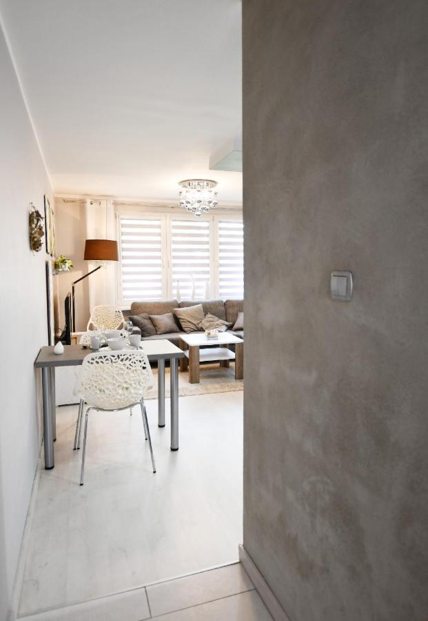 Apartament Dworcowa Apartment Колобжег Екстериор снимка